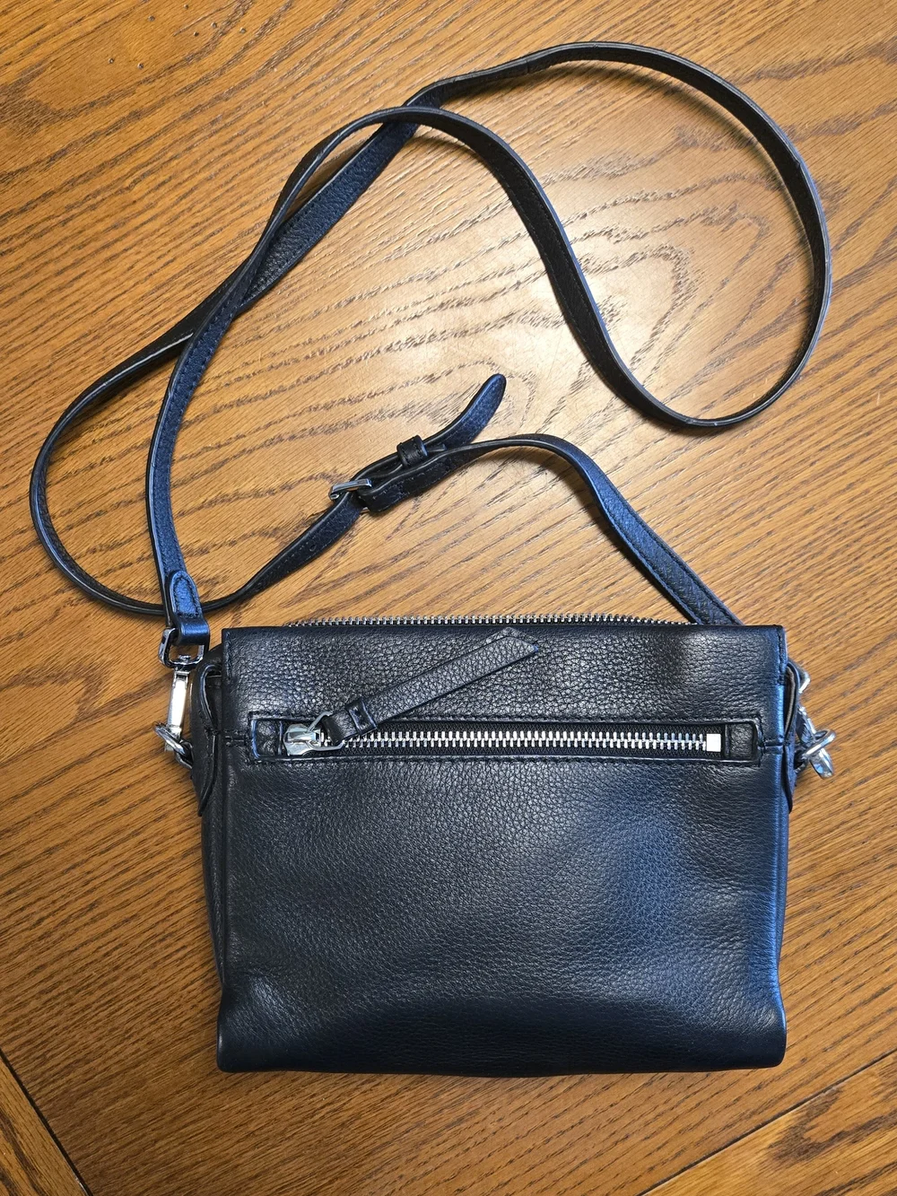 Vince Camuto Black Leather Messenger Bag